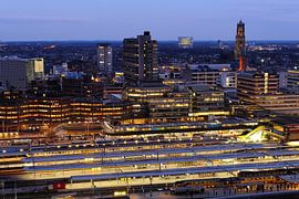 Hauptbahnhof Utrecht und Stadtzentrum Utrecht von Donker Utrecht