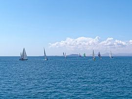 Un bateau ! Que faut-il de plus ? sur Hans Rodewald