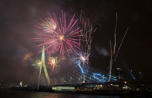 siervuurwerk bij de Erasmusbrug