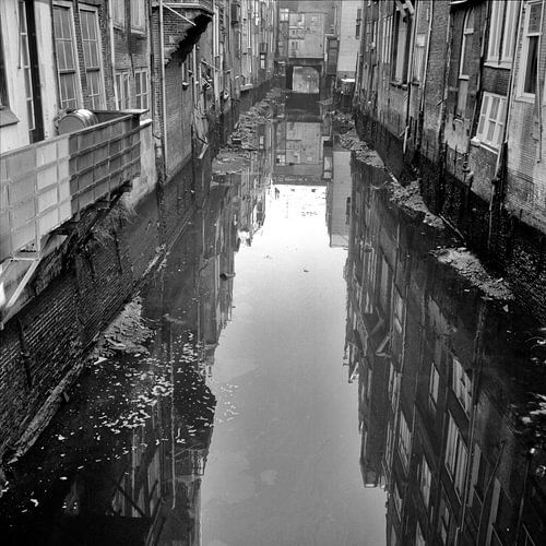 Voorstraathaven laag water
