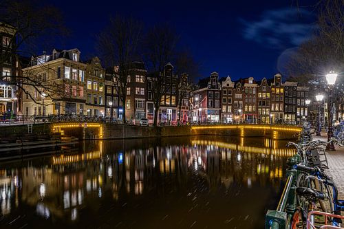 Amsterdam bei Nacht von Henk Verheyen