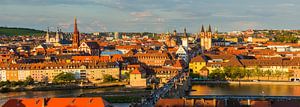 Panoramafoto von einem Abend in Würzburg