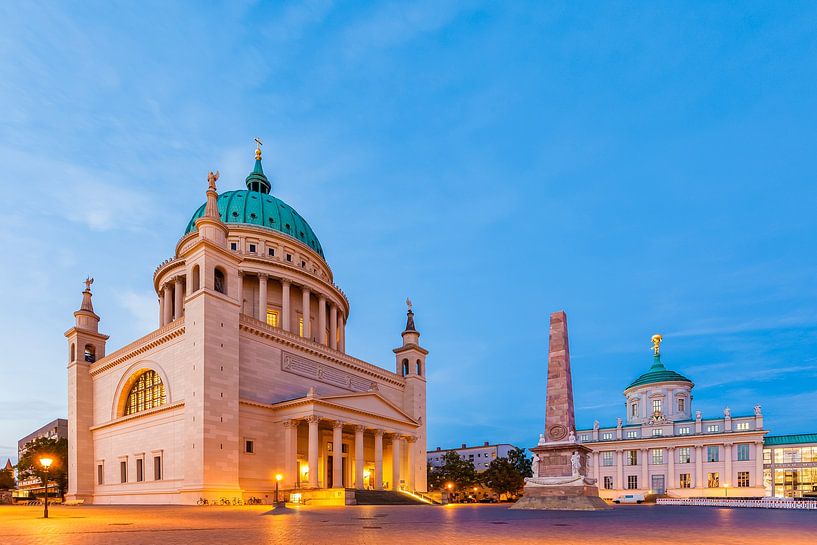 L&#039;église Saint-Nicolas et l&#039;ancien hôtel de ville - Alter Markt à Potsdam par Werner Dieterich