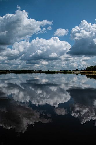 Wolken reflektiert