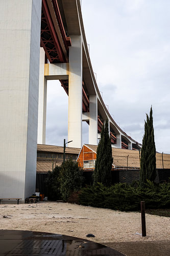 Sous le pont du 25 avril, Alcântara