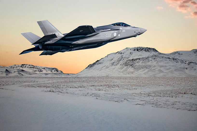 F-35 Lightning II by Gert Hilbink