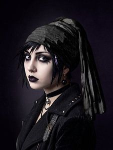 Goth Girl with Black Pearl