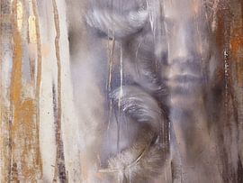 Cora mit Federn: Variante in Grauviolett von Annette Schmucker