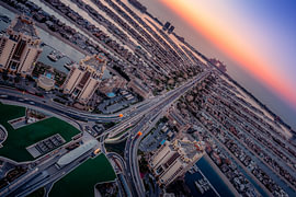 Quand Dubaï se pare d'or, le palmier au crépuscule sur Alexander Mol