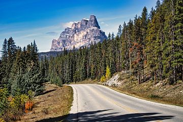 Mountain in the surroundings of Lake Louise Canada by eddy Peelman