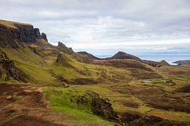 Scotland: Beautiful view Quiraing - Isle-of-Skye by Orange Frame - Remco Bosshard