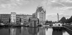 Das Weiße Haus am Weinhafen in Rotterdam von Ilya Korzelius