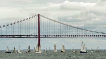 Ponte 25 de Abril - Lisbonne - Portugal sur Teun Ruijters