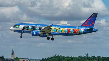 Airbus A320 de Brussels Airlines avec livrée Schtroumpfs.