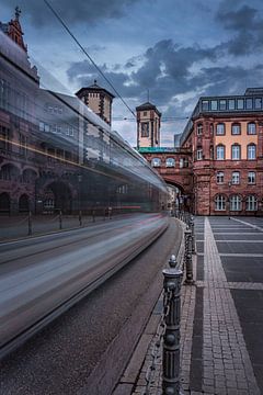 Frankfurt am Main Paulsplatz van Iman Azizi