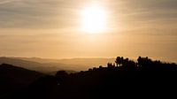 Toscaanse Zonsondergang van Guido Akster thumbnail