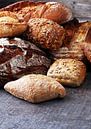 Verschillende soorten brood en broodjes op een bakkersposter van Beats thumbnail