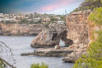 Mallorca - Felsentor Es Pontás von t.ART