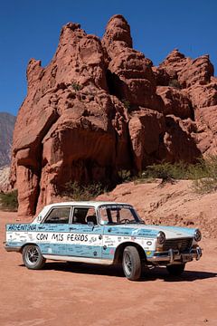 Los Colorados with vintage Peugeot (5) by Jolanda van Eek en Ron de Jong