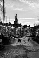 Schlittschuhlaufen auf den Grachten in Groningen