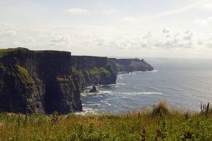 Die Cliffs of Moher sind die bekanntesten Klippen in Irland.