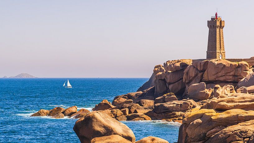 Mean Ruz lighthouse, Brittany, France by Henk Meijer Photography