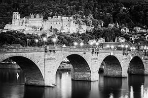 Heidelberger Schloss in schwarz-weiß von Henk Meijer Photography