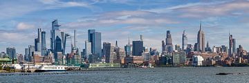 NYC panoramic skyline from New Jersey by Melanie Viola