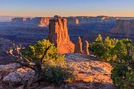 Lever de soleil à Marlboro Point, dans le PN de Canyonlands, Utah par Henk Meijer Photography Aperçu