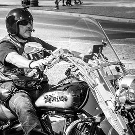 Motorradfahrer (Biker) schwarz/weiss von GerART Photography & Designs