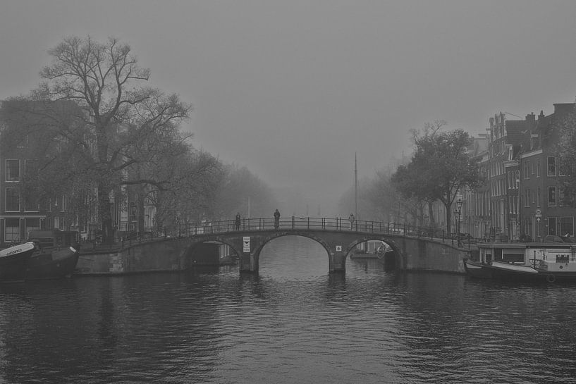 Amsterdam brumeuse par Peter Bartelings
