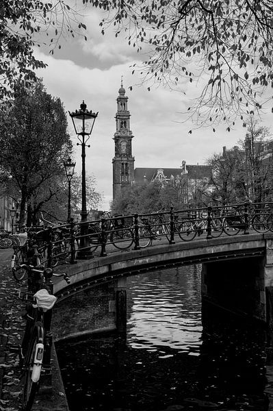 Prinsengracht en Westerkerk in Amsterdam van Peter Bartelings