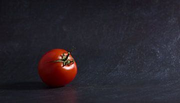 Gewoon een tomaat van René Ouderling