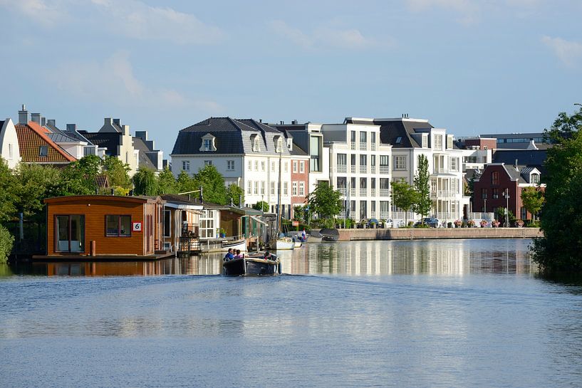 De Hoopkade in de woonwijk Op Buuren in de gemeente Stichtse Vecht van In Utrecht