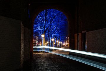 Doorkijkje: Zierikzee in de nacht van Dexter Reijsmeijer