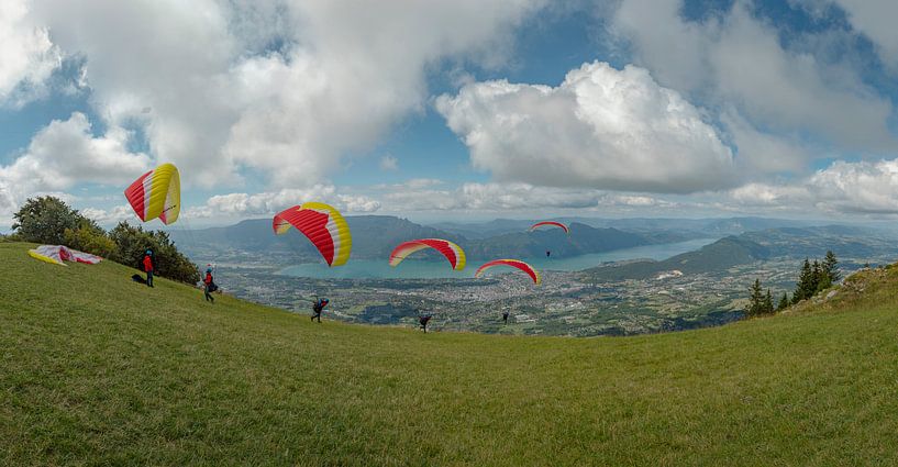 The start of parasailing, paragliding from Mont Revard, Lac du Bourget, Aix-les-Bains, Savoie, Franc by Rene van der Meer