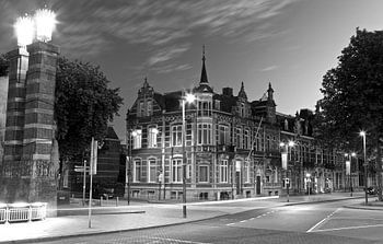 Stationsweg 's-Hertogenbosch op een zomeravond