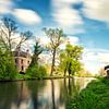 De Kromme Rijn met links de oude jeugdherberg in beeld van André Blom Fotografie Utrecht