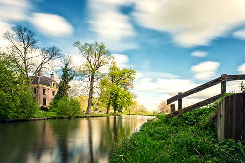 De Kromme Rijn met links de oude jeugdherberg in beeld van André Blom Fotografie Utrecht