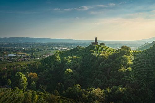 San Lorenzo kerk in de Prosecco heuvels, Italië