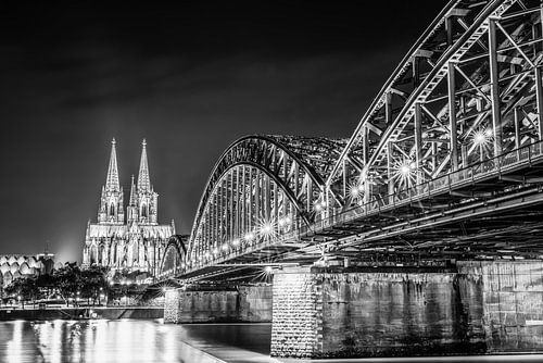 Cathédrale de Cologne la nuit
