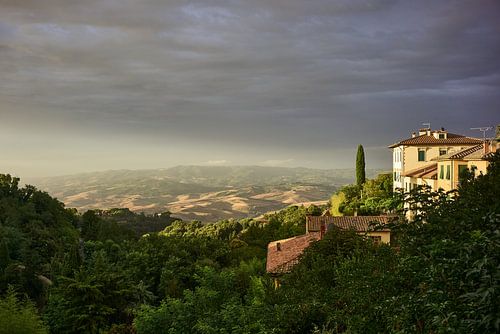 Sunset near Volterra, Tuscany (Italy)