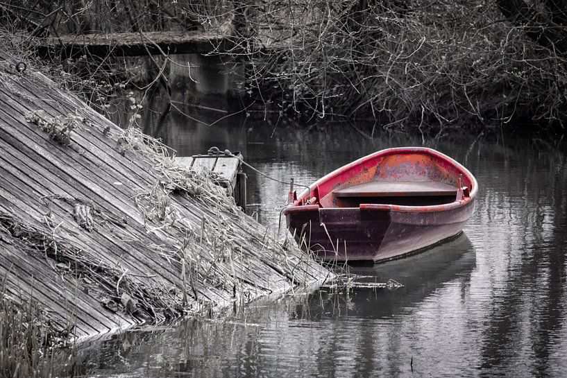Rotes Boot von Michel Meulenbroek