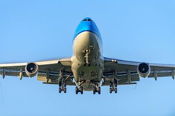 Atterrissage du Boeing 747-400 "City of Bangkok&quot ; de KLM.