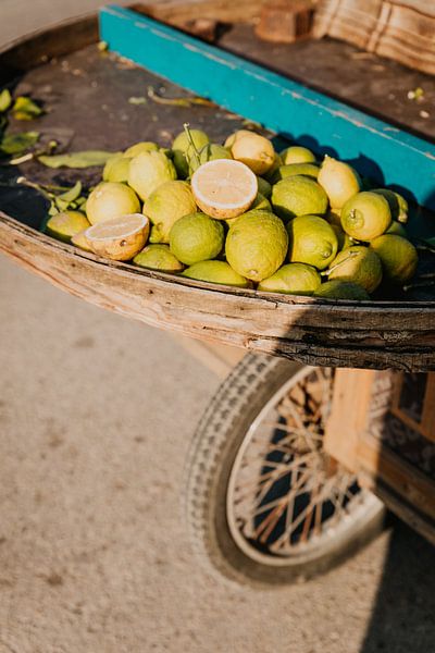 Limetten zu verkaufen in Beirut, Libanon von Moniek Kuipers