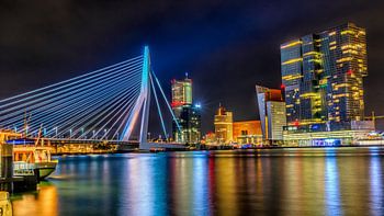 Erasmusbrücke abends von der Willemskade aus
