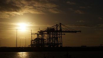 Zonsondergang maasvlakte