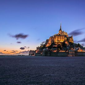 Le Mont-Saint-Michel - Sonnenuntergang von Ruwan Silva