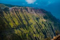 De groene heuvels van Nā Pali Coast