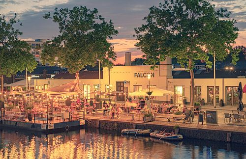 Zomeravond aan de Piushaven Boulevard